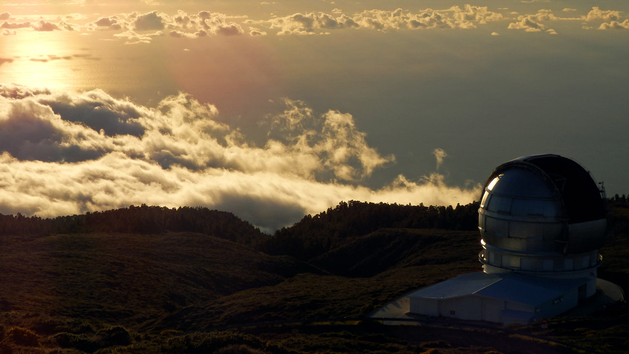 gran_telescopio_canarias_by_alexsm-d6ellnm
